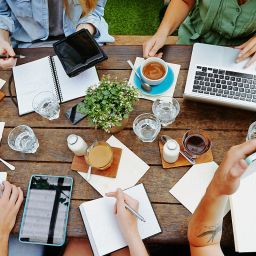 Intalnirea bloggerilor